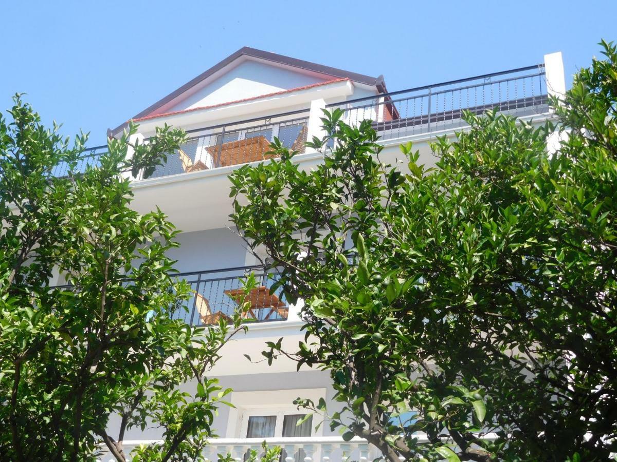 Villa Aronija كوتور المظهر الخارجي الصورة